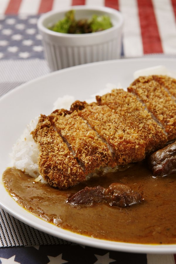 和メリカンダイナー神風　S.W.A.T.カレー